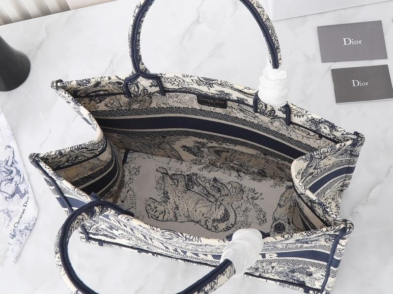 Versatile Christian Dior Shopping Bags 87691