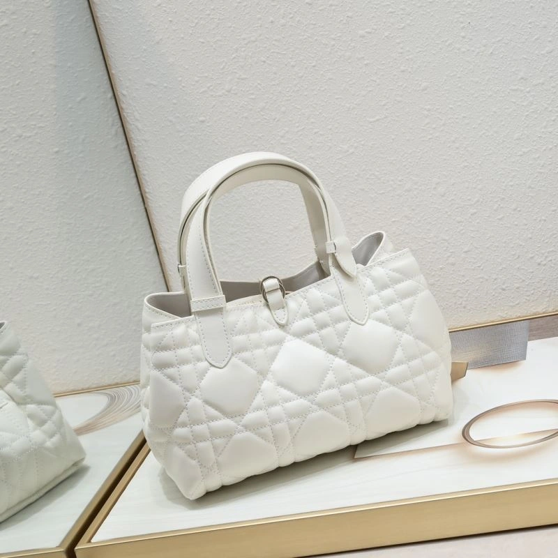 Christian Dior Shopping Bags Refined 87655