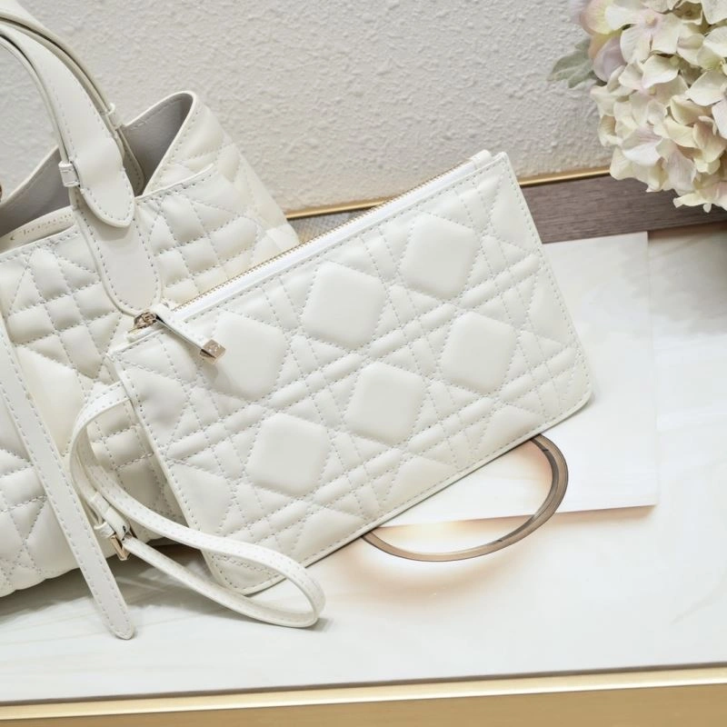 Christian Dior Shopping Bags Refined 87655