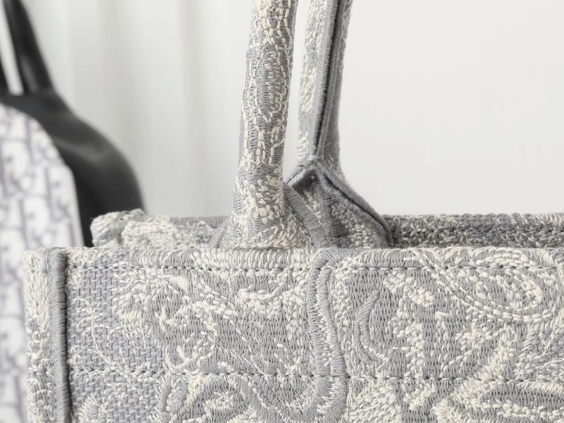 Contemporary Christian Dior Shopping Bags 87647