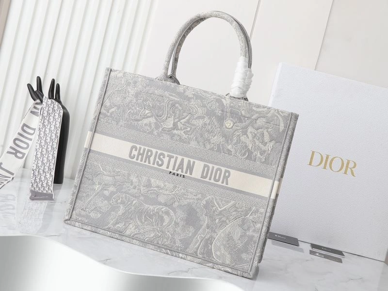 Christian Dior Shopping Bags Fashionable 87650