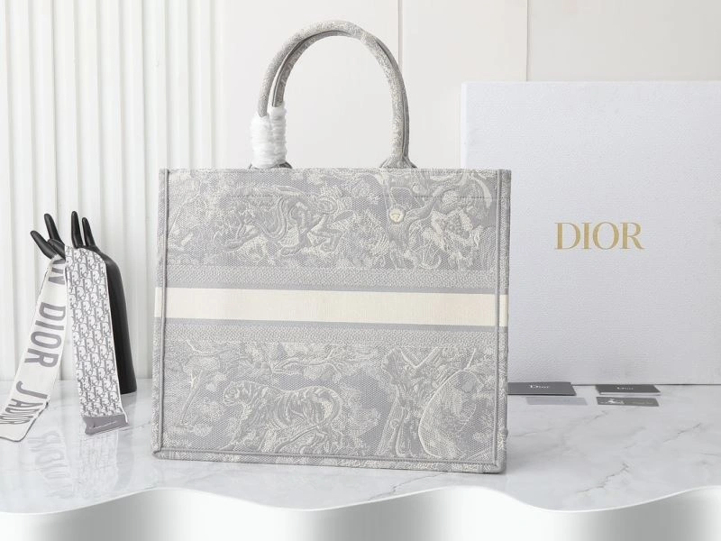 Christian Dior Shopping Bags Fashionable 87650