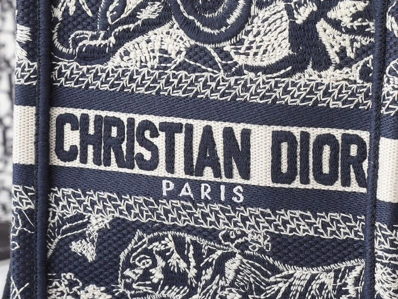 RelaxedFit Christian Dior Shopping Bags 87651