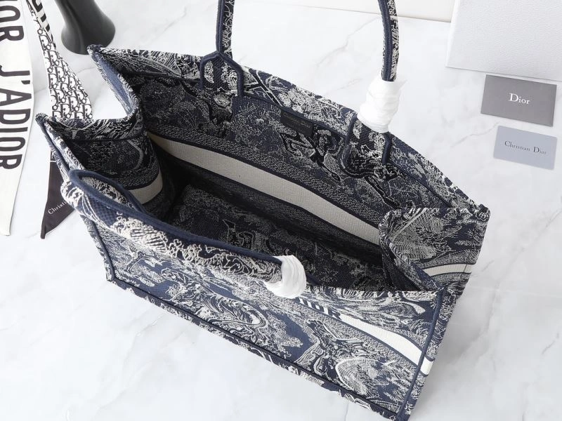 Bright Christian Dior Shopping Bags 87648