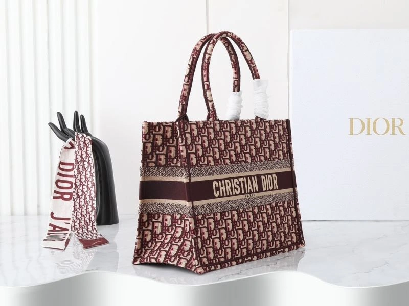Sophisticated Christian Dior Shopping Bags 87641