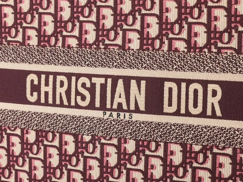 Sophisticated Christian Dior Shopping Bags 87641