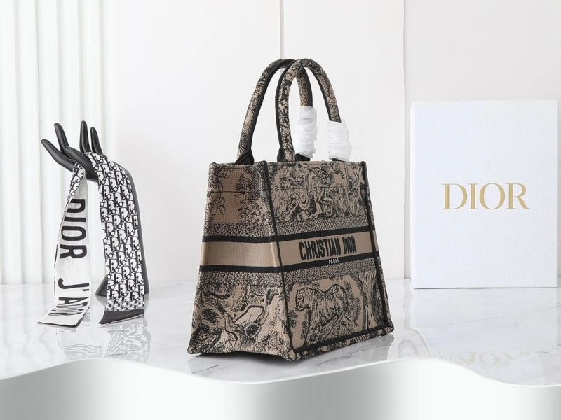 Christian Dior Shopping Bags Minimalist 87639