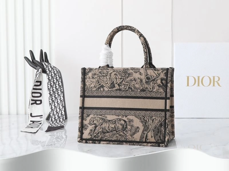 Christian Dior Shopping Bags Minimalist 87639