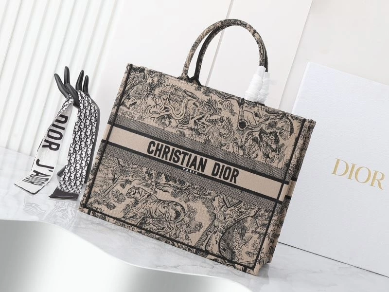 Premium Christian Dior Shopping Bags 87638