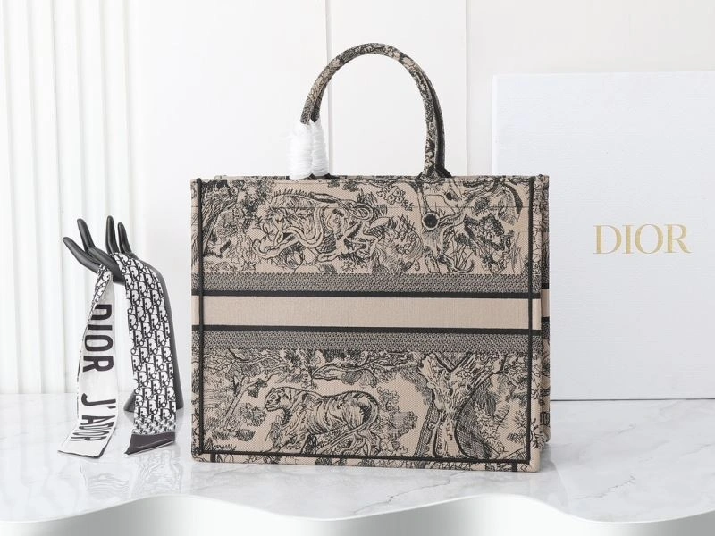 Premium Christian Dior Shopping Bags 87638
