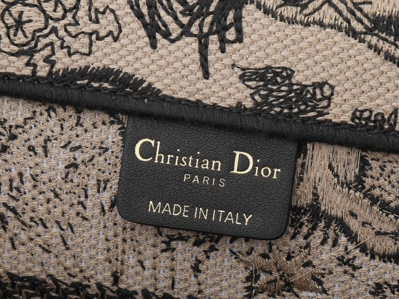 Premium Christian Dior Shopping Bags 87638