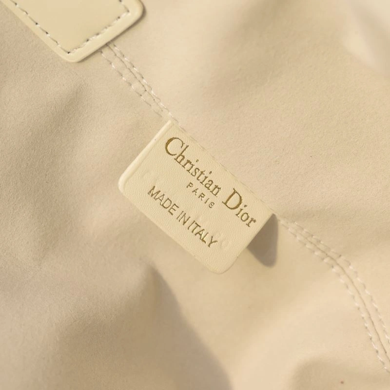 Christian Dior Shopping Bags Colorful 87631