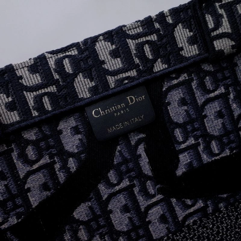 Christian Dior Shopping Bags Vibrant 76240