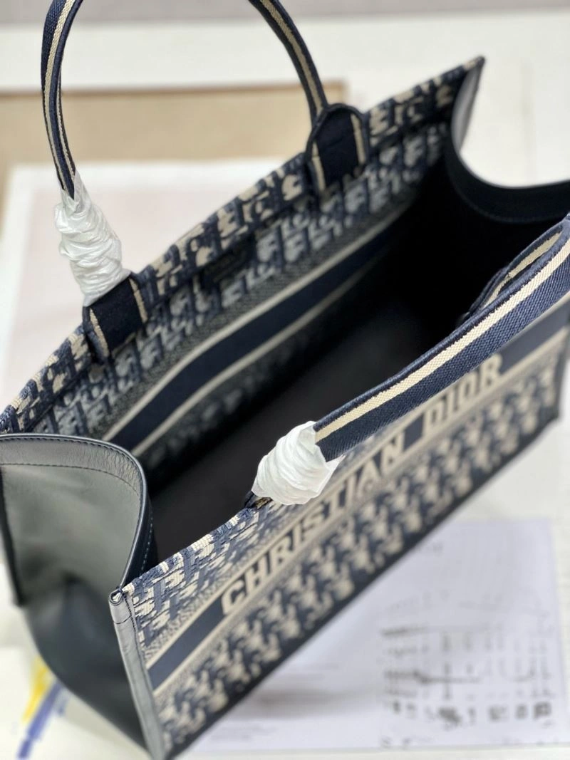 GoAnywhere Christian Dior Shopping Bags 76245