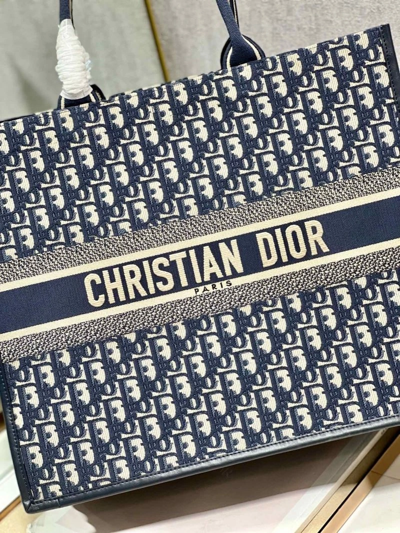 Christian Dior Shopping Bags WeatherProof 76262