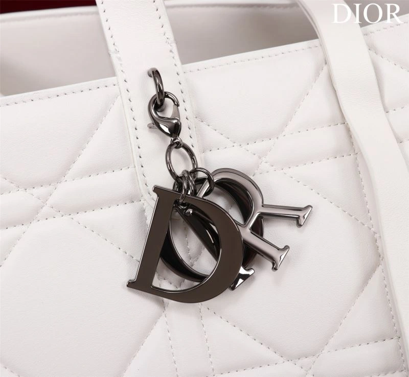 Christian Dior Shopping Bags Seasonal 76244