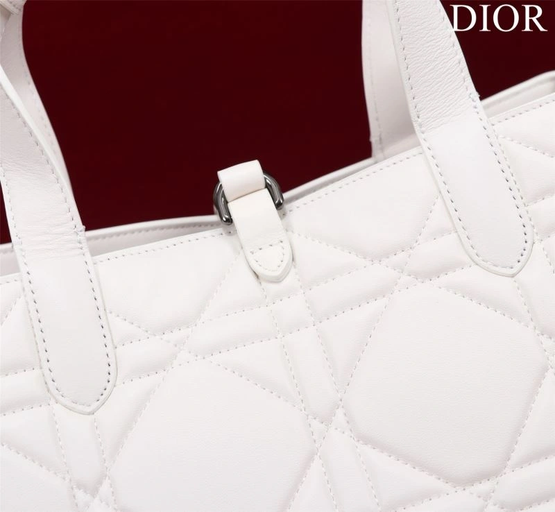 Christian Dior Shopping Bags Seasonal 76244