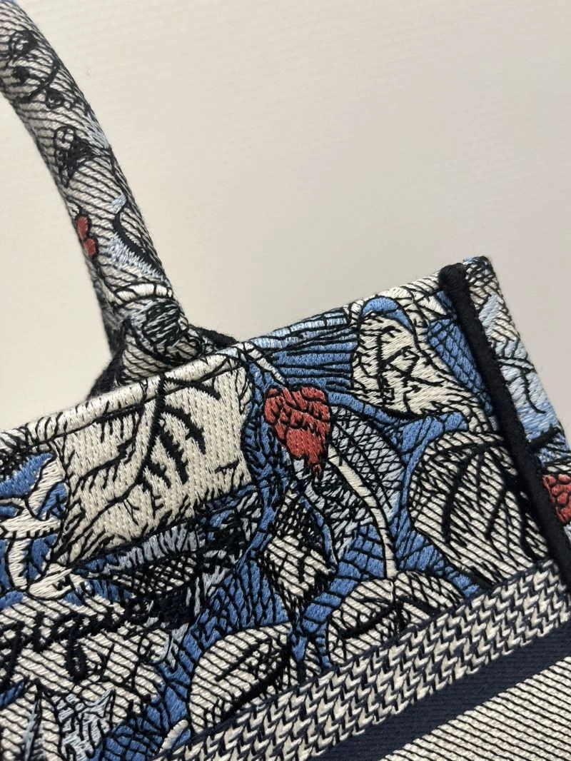 Christian Dior Shopping Bags Lightweight 76256