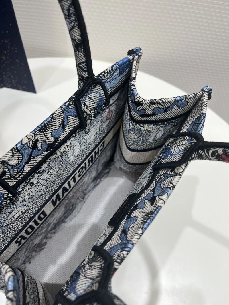 Christian Dior Shopping Bags Lightweight 76256