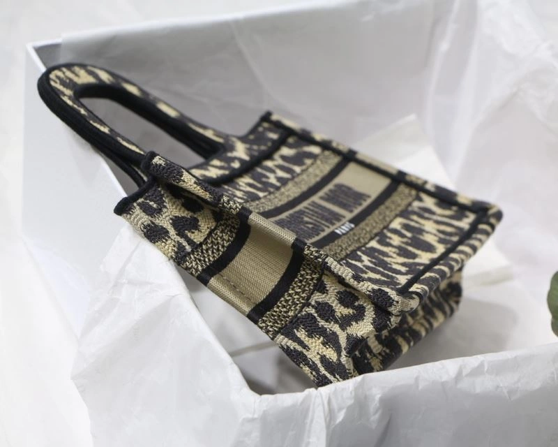 Christian Dior Shopping Bags Compact 76261