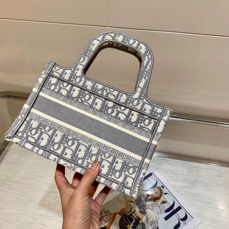 Christian Dior Shopping Bags UrbanStyle 76258
