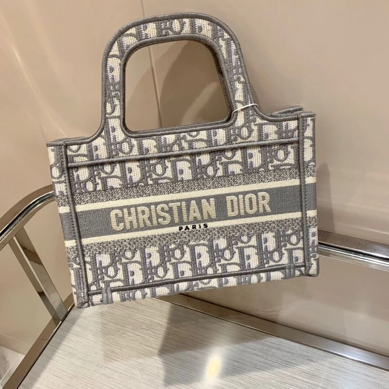 Christian Dior Shopping Bags UrbanStyle 76258