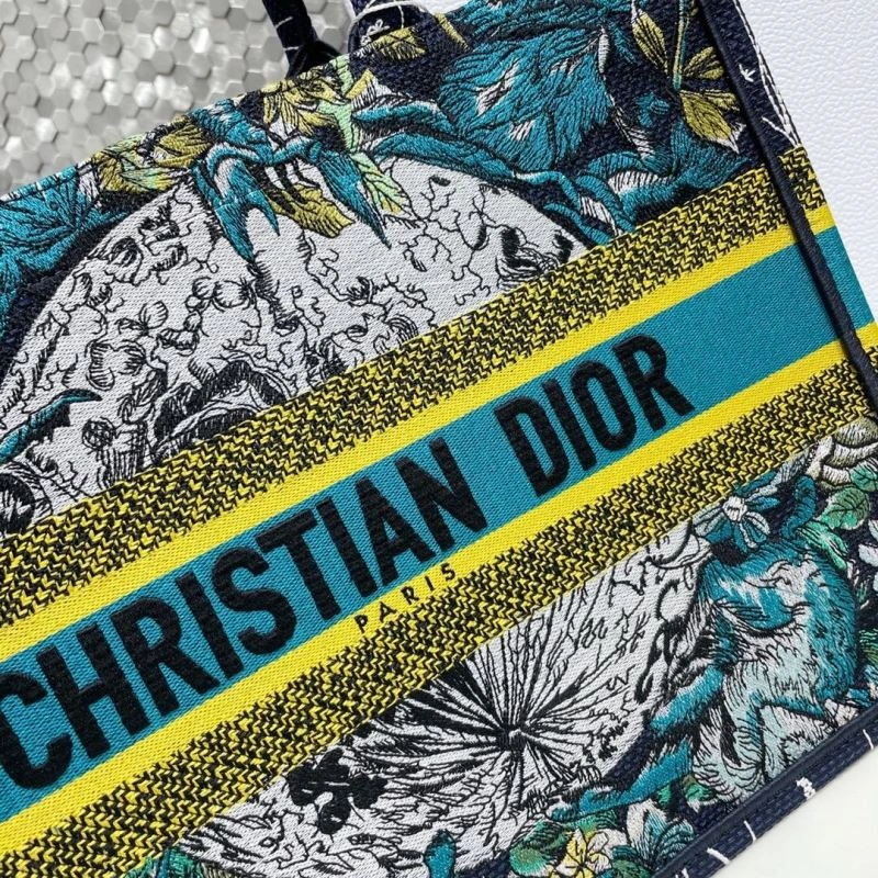 Christian Dior Shopping Bags UrbanChic 76236