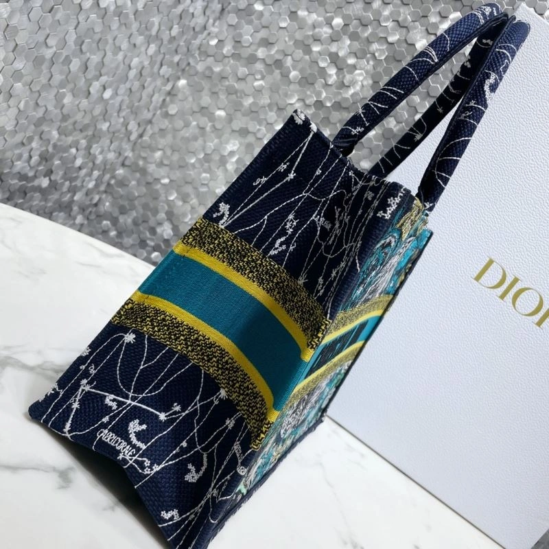 Christian Dior Shopping Bags UrbanChic 76236