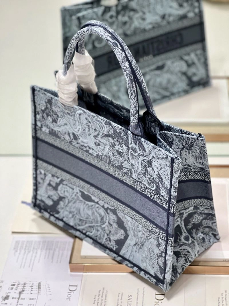 Durable Christian Dior Shopping Bags 76229