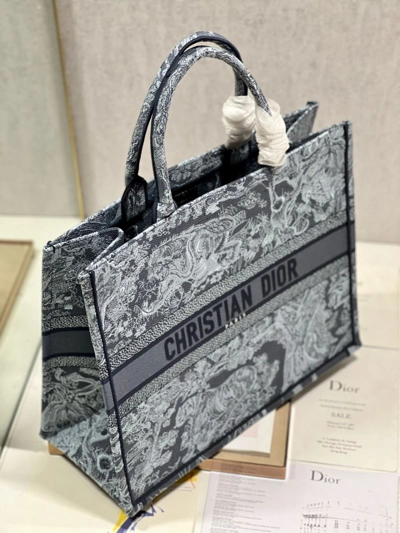 GoodFit Christian Dior Shopping Bags 76219
