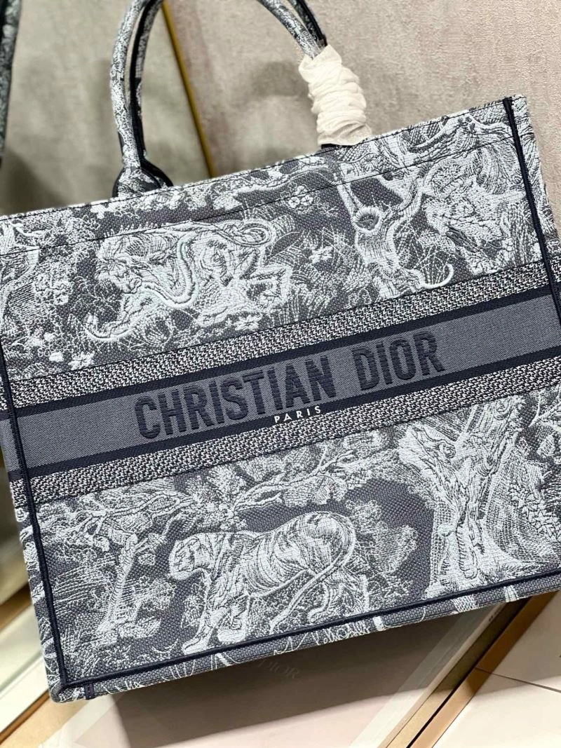 GoodFit Christian Dior Shopping Bags 76219