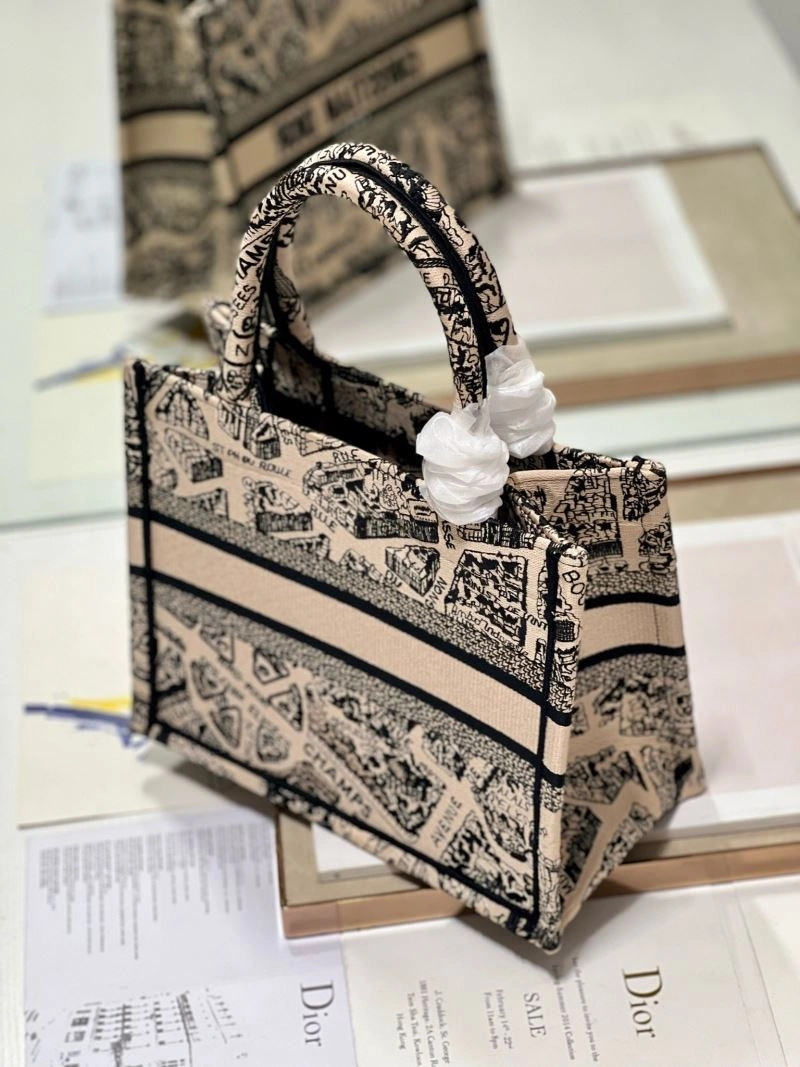Christian Dior Shopping Bags TechFriendly 76214