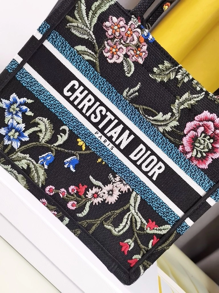 Christian Dior Shopping Bags Practical 76212