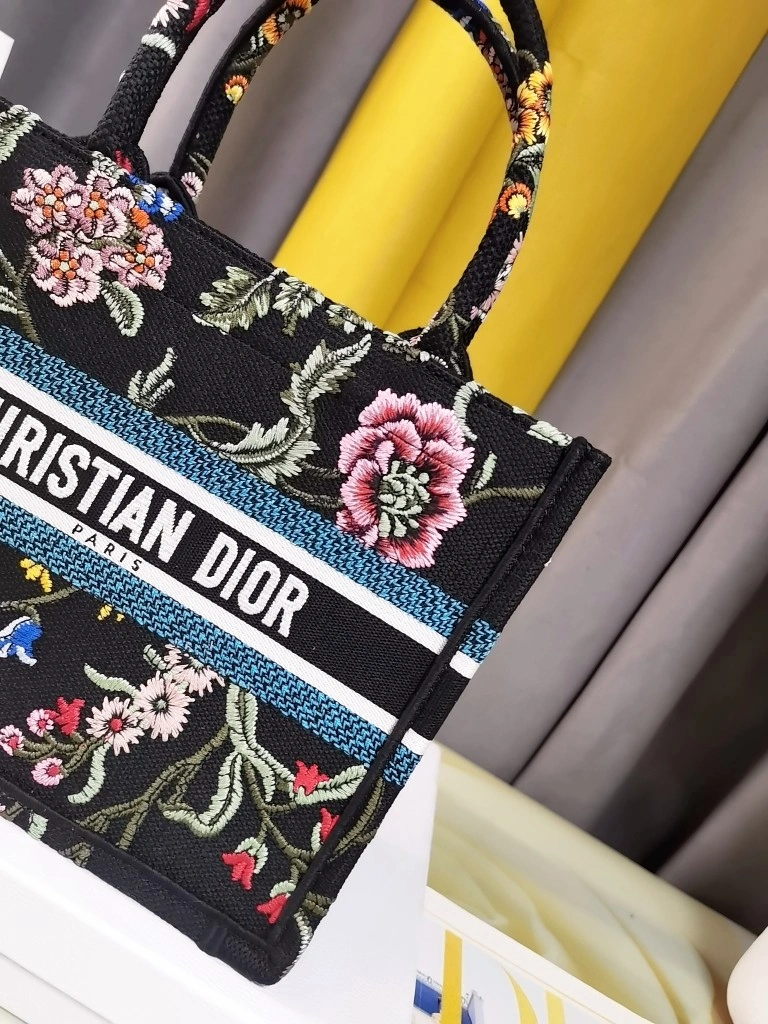 Christian Dior Shopping Bags Practical 76212