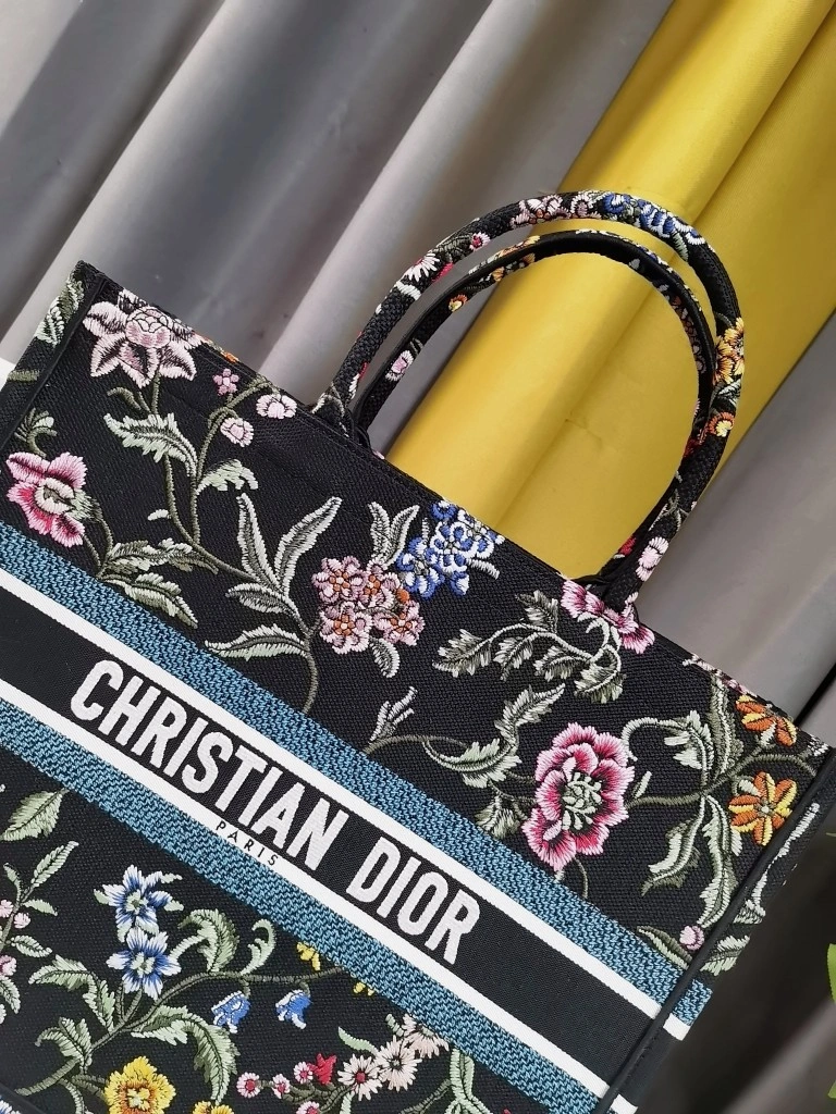 Christian Dior Shopping Bags Practical 76225