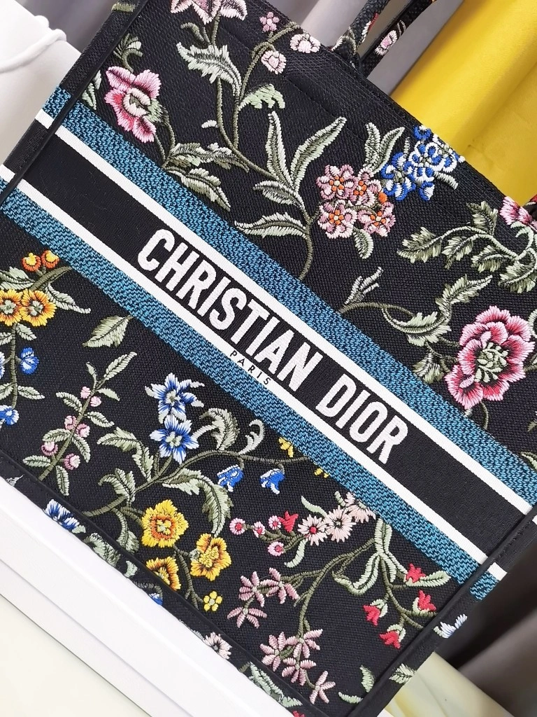 Christian Dior Shopping Bags Practical 76225