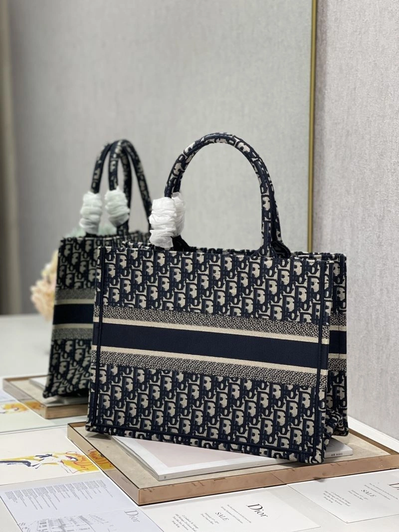 Tailored Christian Dior Shopping Bags 76200