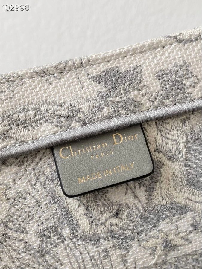 Christian Dior Shopping Bags FashionForward 76201