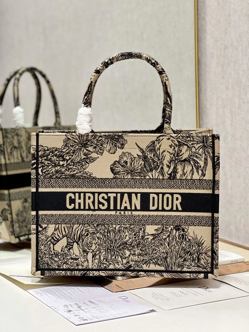 Christian Dior Shopping Bags Refined 76191