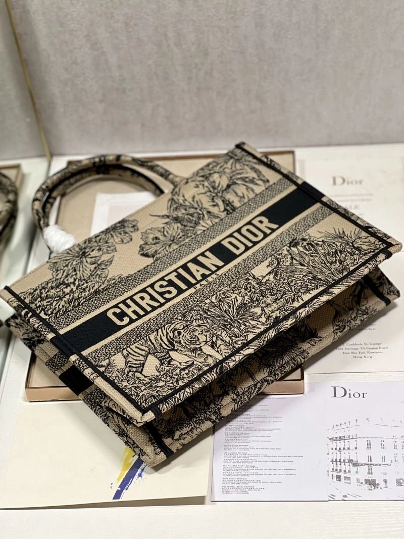 Christian Dior Shopping Bags Refined 76191