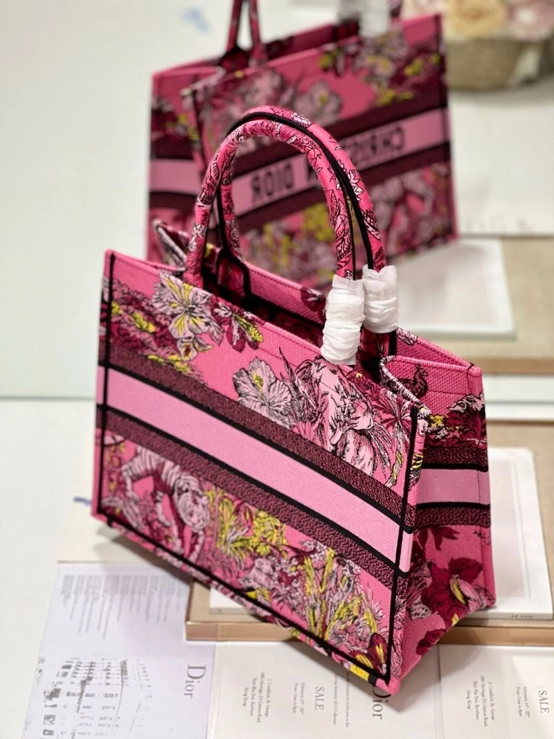 Christian Dior Shopping Bags Fashionable 76179