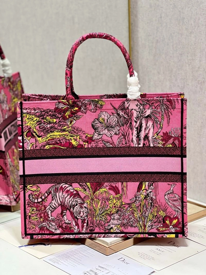 Bold Christian Dior Shopping Bags 76164