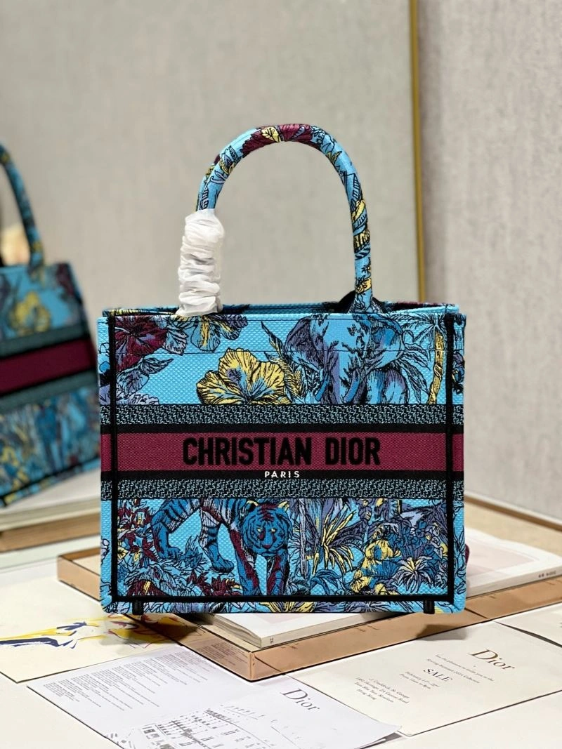Christian Dior Shopping Bags ModernLook 76186