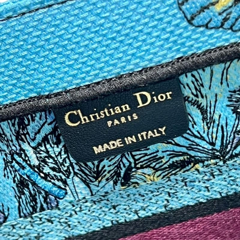 Christian Dior Shopping Bags ModernLook 76186