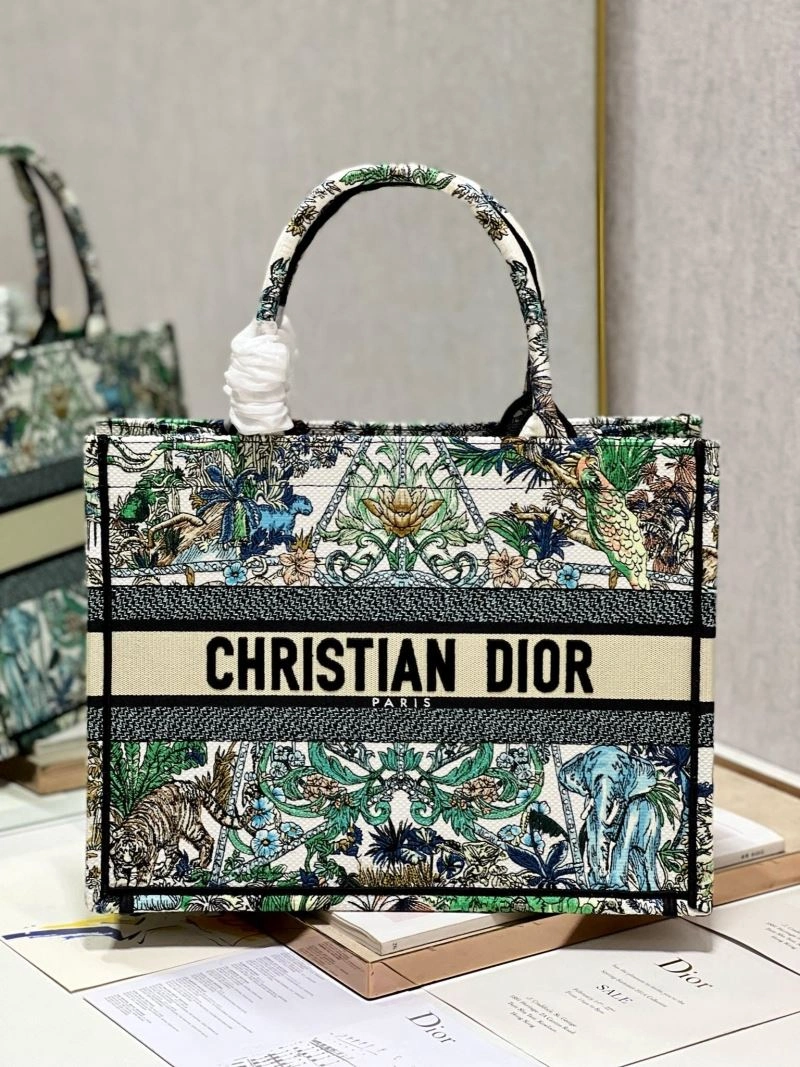 FashionForward Christian Dior Shopping Bags 76183