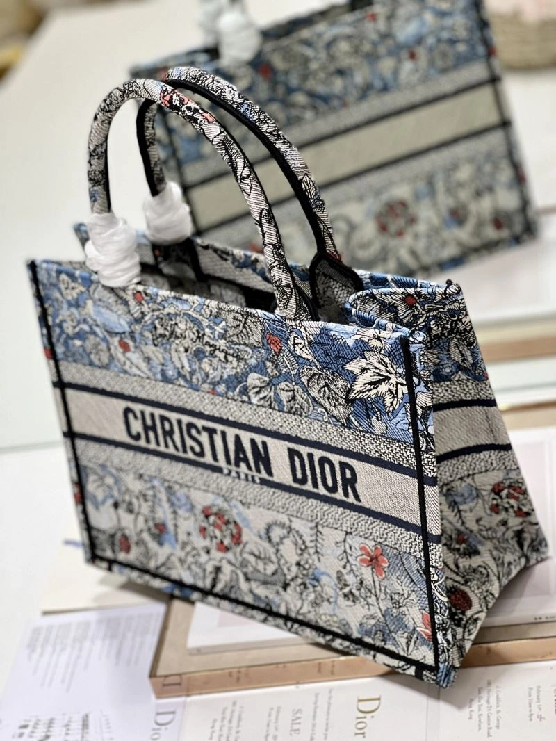 Seasonal Christian Dior Shopping Bags 75662