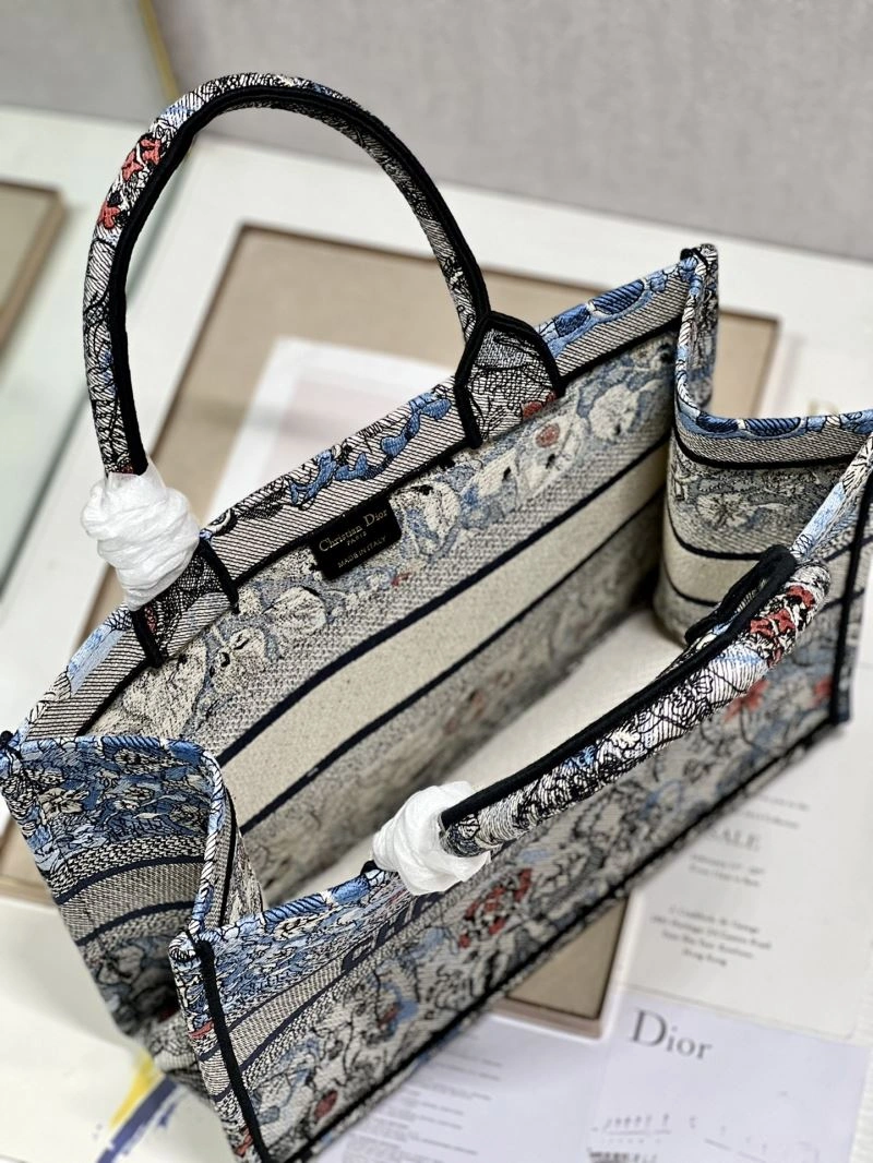 Seasonal Christian Dior Shopping Bags 75662