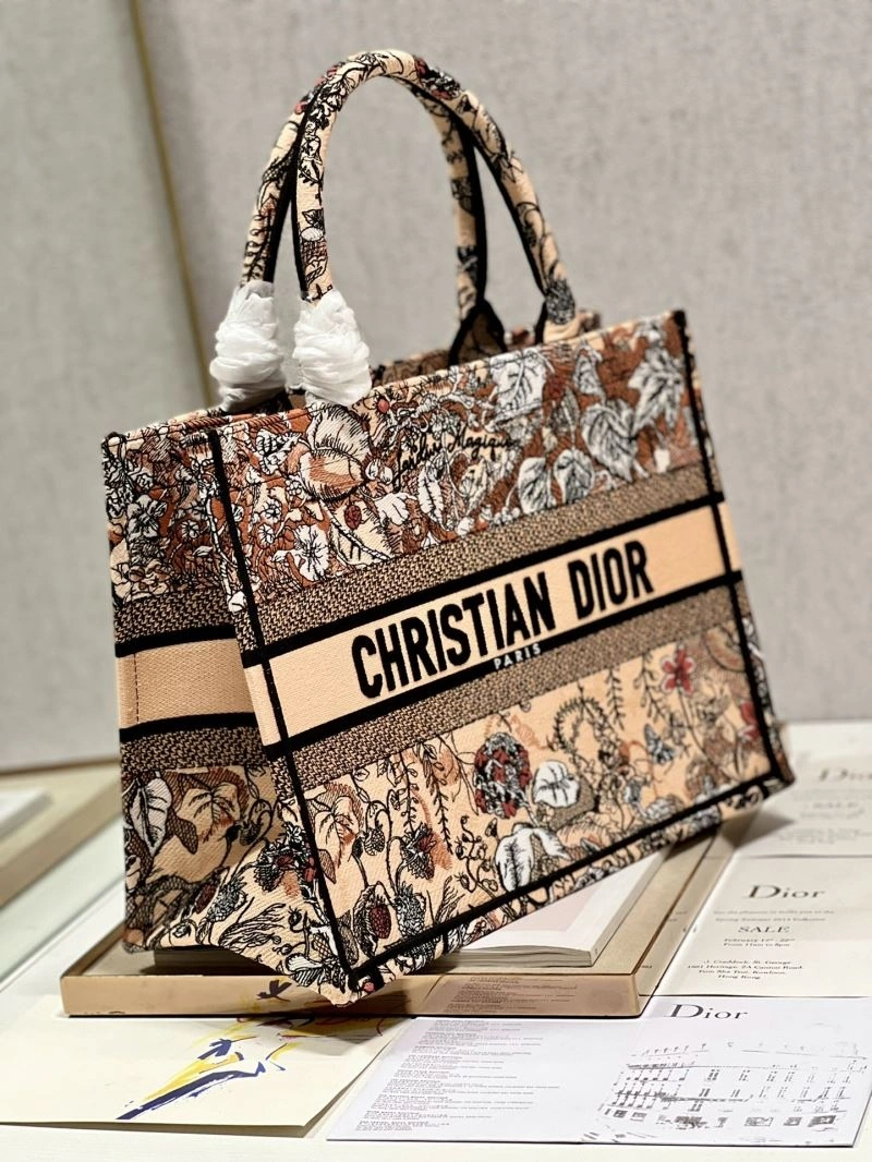 Christian Dior Shopping Bags Attractive 75665