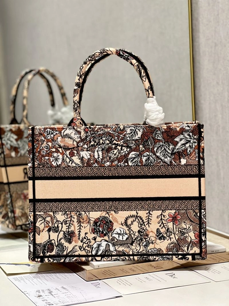 Christian Dior Shopping Bags Attractive 75665