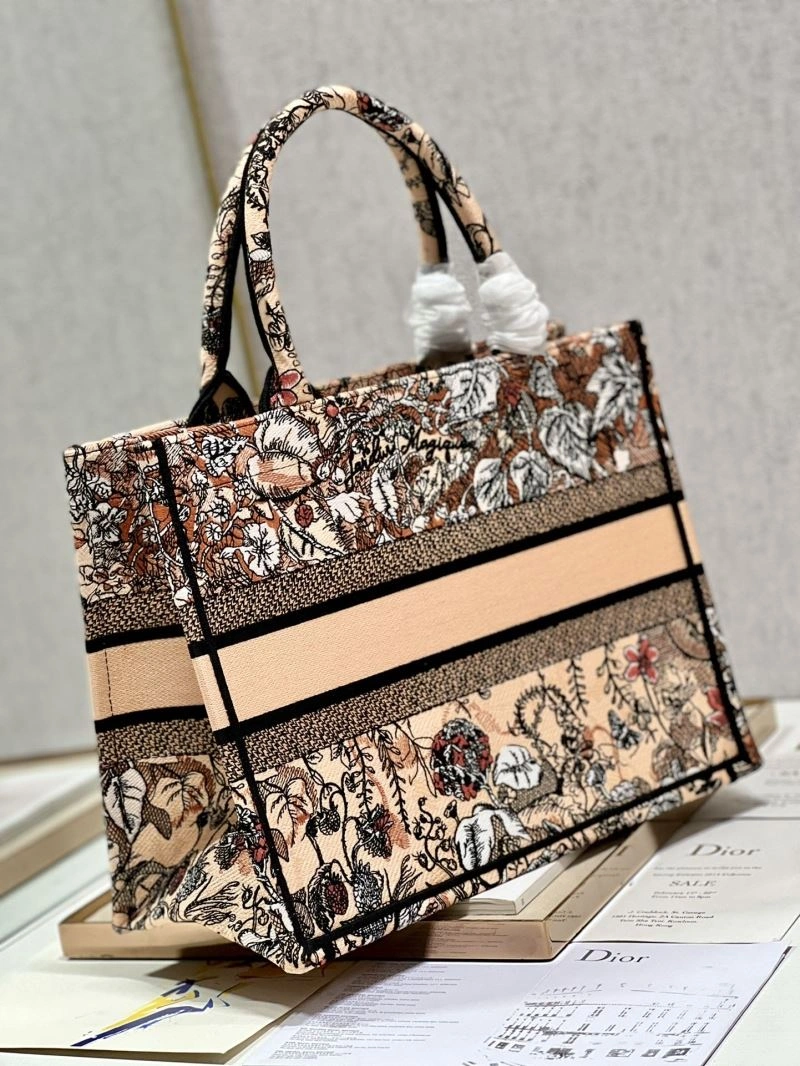 Christian Dior Shopping Bags Attractive 75665